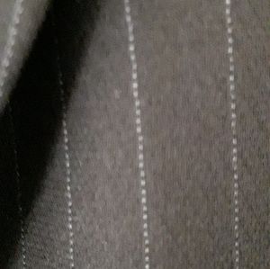 Le Suit Essentials